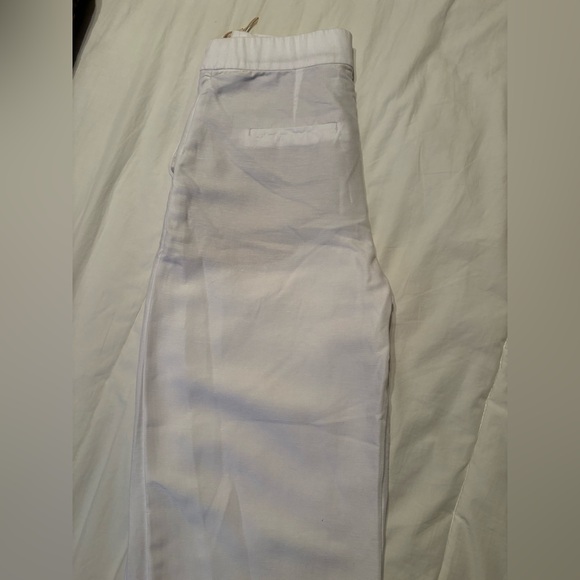 Aritzia Limitless Linen - Cropped - Picture 2 of 5